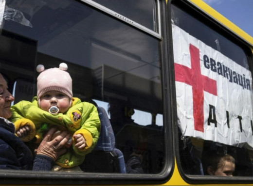 На Сумщині залишилося примусово евакуювати 56 дітей фото