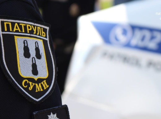 У Сумах зупинили пенсіонера на ЗАЗі з підробленим посвідченням водія фото
