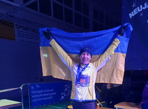 Символічний початок року: сумський марафонець здобув першу нагороду у 2026 році фото