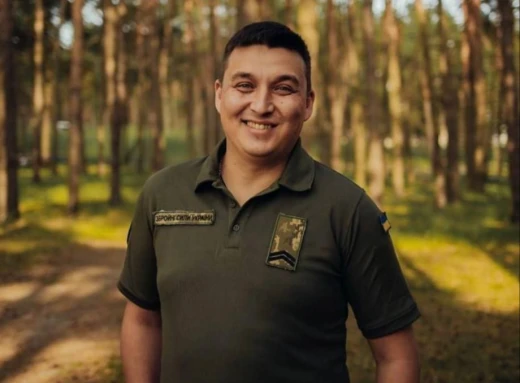 Сум’янка просить присвоїти звання Герой України полеглому на війні чоловікові фото