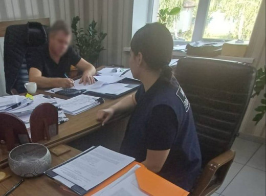 У Сумах судитимуть підприємця за розкрадання 27 мільйонів на будівництві сміттєзвалища фото