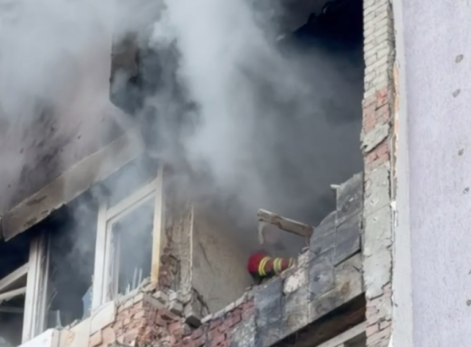 У Сумах внаслідок російських атак вибито близько 100 вікон фото