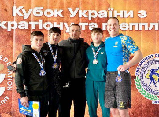 Сумські спортсмени здобули 24 медалі на змаганнях з греплінгу фото