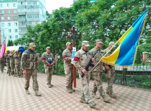 Сум’яни попрощалися із двома мужніми воїнами-земляками фото