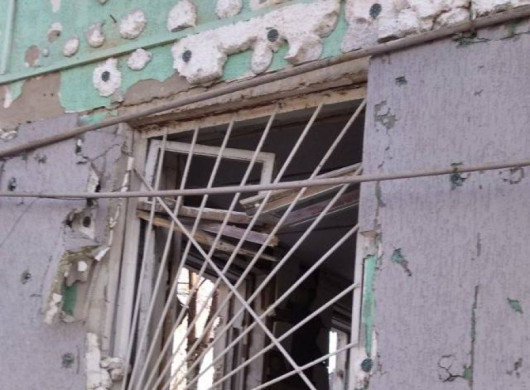 На Сумщині КАБом зруйновано поштове відділення в селі Береза: постраждали дві жінки