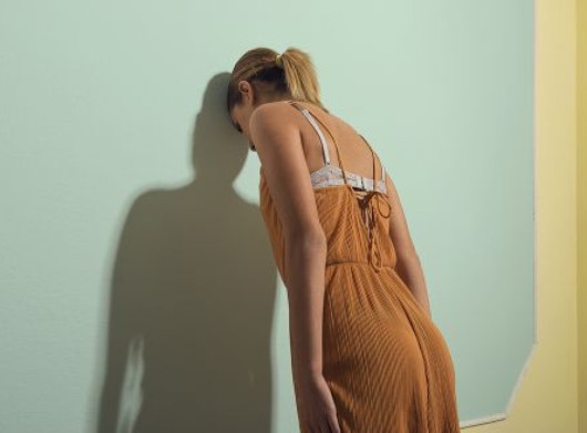 🧠 7 трендів, що маскуються під саморозвиток, але насправді руйнують ваше життя