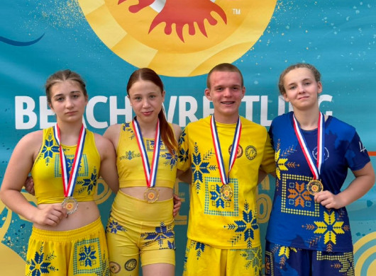 Сумські борці вибороли п’ять медалей чемпіонату Європи з пляжної боротьби