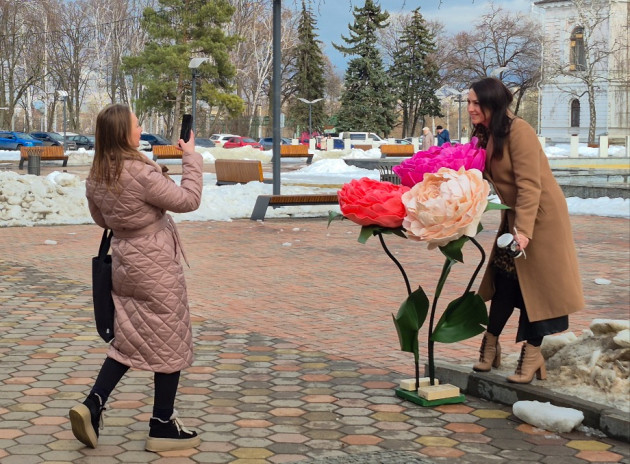 Весняні Суми — добірка фотозон і декорацій у місті