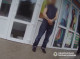 У Шостці перехожі затримали грабіжника, який намагався вдертися в магазин