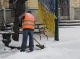 Сумські комунальники прибирають вулиці від снігу