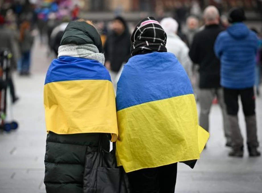Україна почала переговори про повернення біженців